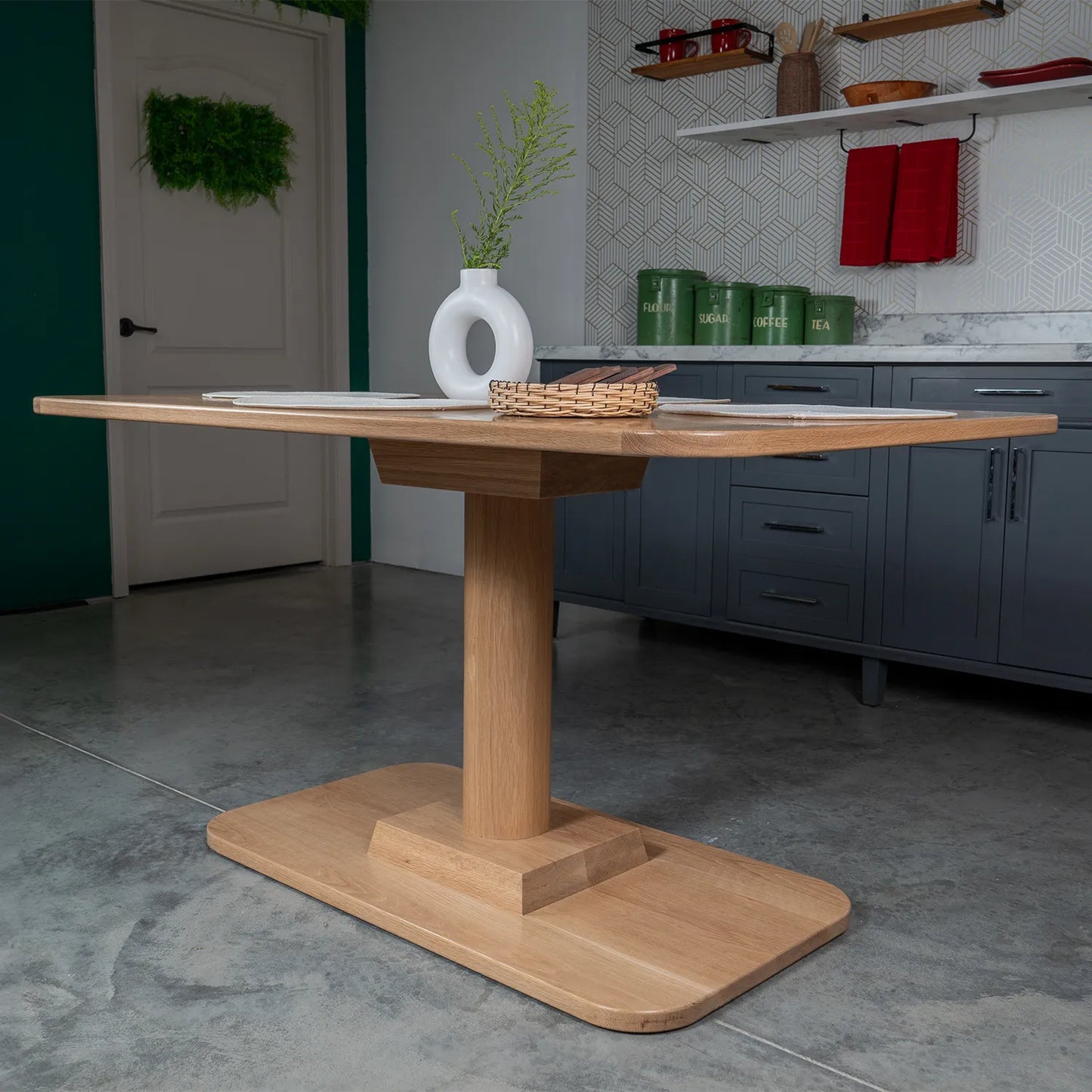 handmade-pedestal-kitchen-table-natural-oak-eye-level