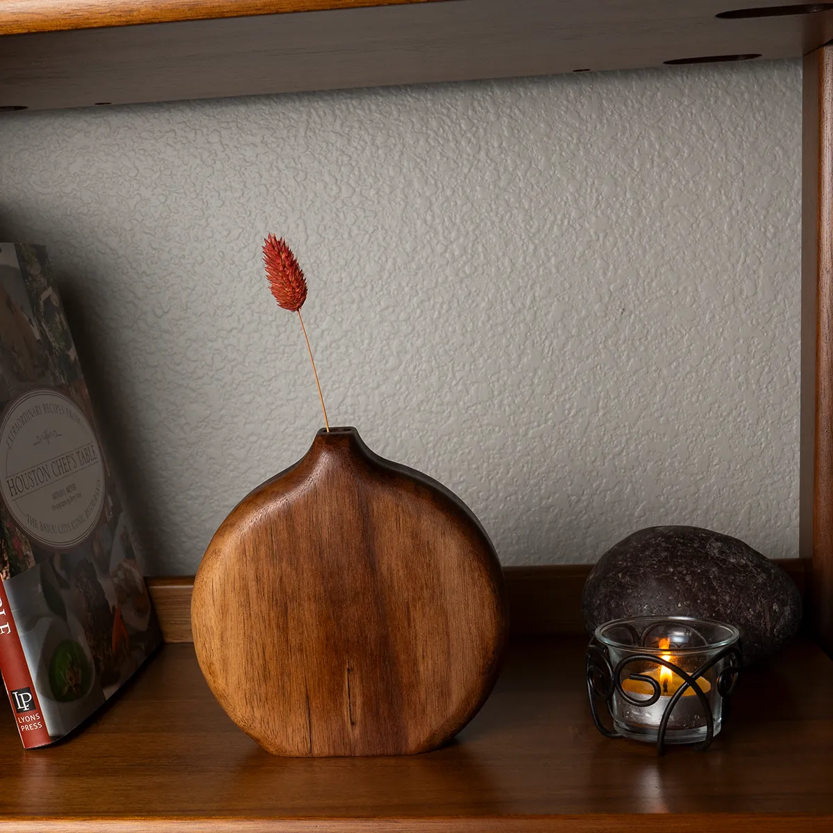 walnut vase - dry flowers